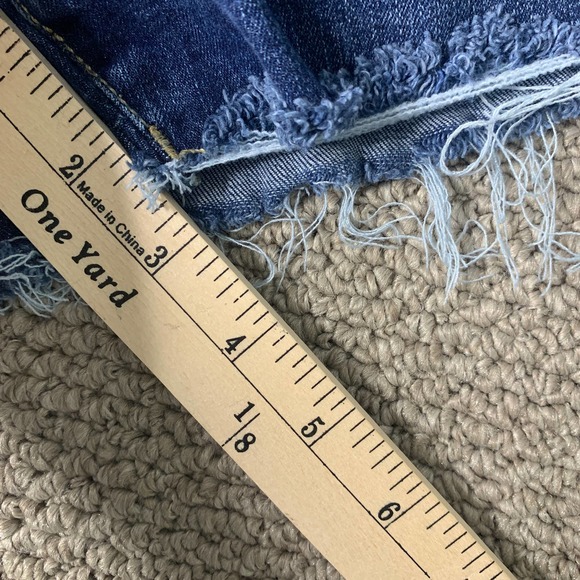 Banana Republic Womens Short Size 33 Blue Dark Wash Denim High Rise 3" Cut Off - Picture 5 of 9
